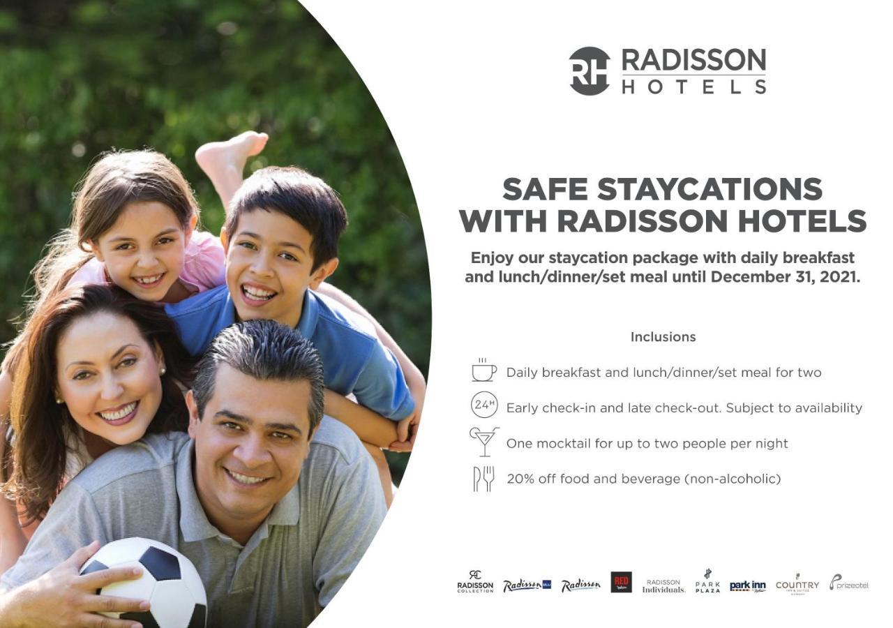 فندق راديسون بلو، غريتر نويدا نويدا الكبرى المظهر الخارجي الصورة A Radisson Hotels advertisement