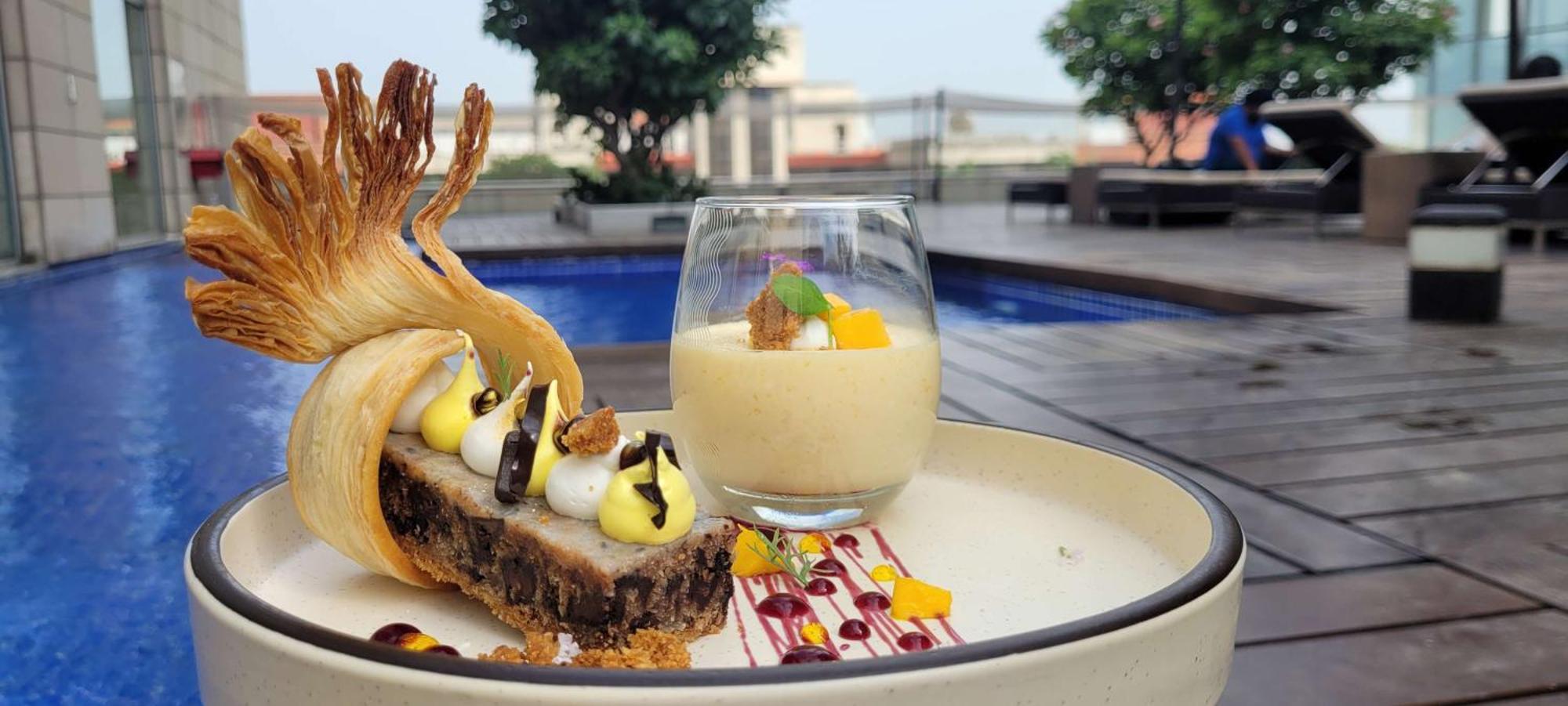 فندق راديسون بلو، غريتر نويدا نويدا الكبرى المظهر الخارجي الصورة A dessert at the restaurant