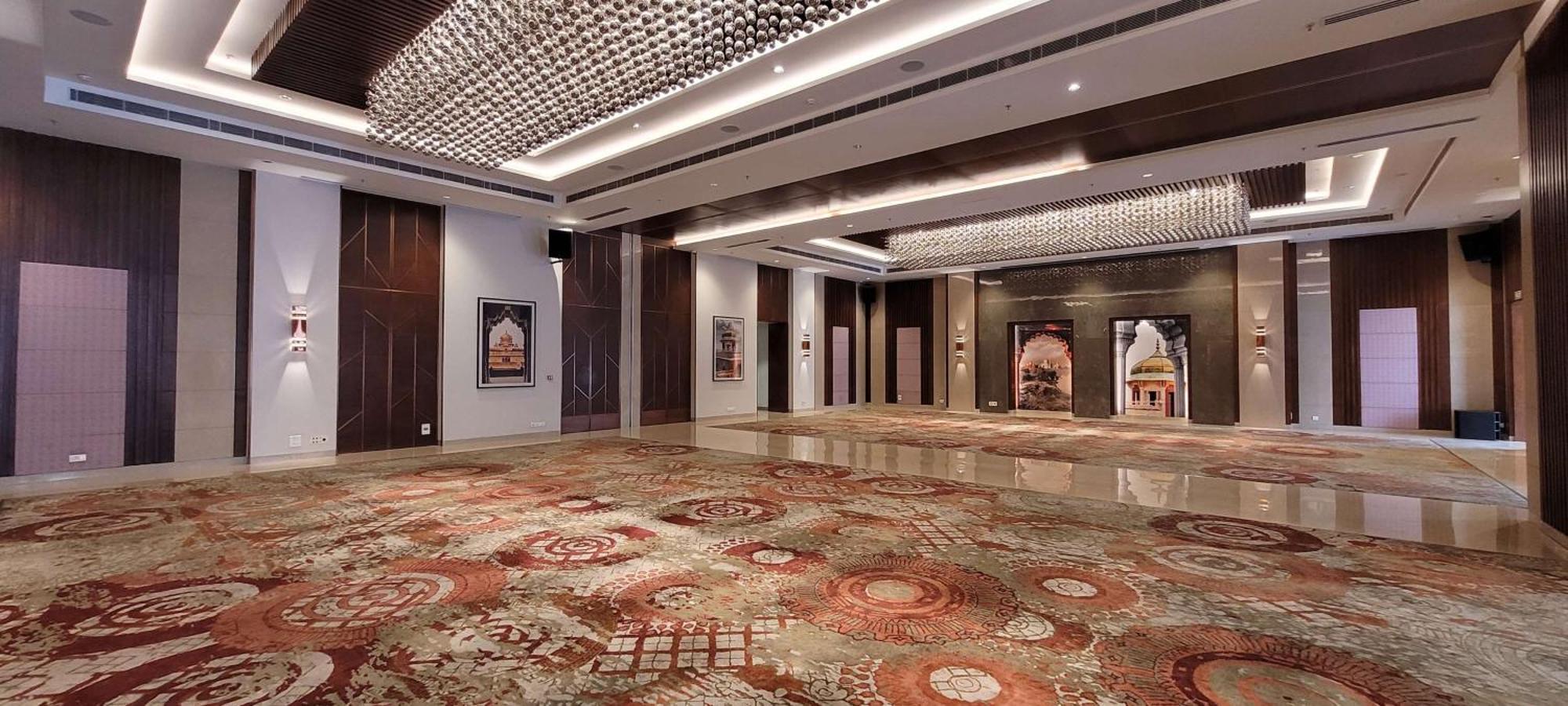 فندق راديسون بلو، غريتر نويدا نويدا الكبرى المظهر الخارجي الصورة The lobby of the hotel