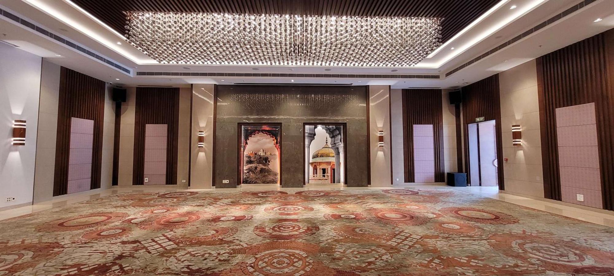 فندق راديسون بلو، غريتر نويدا نويدا الكبرى المظهر الخارجي الصورة The lobby of the hotel