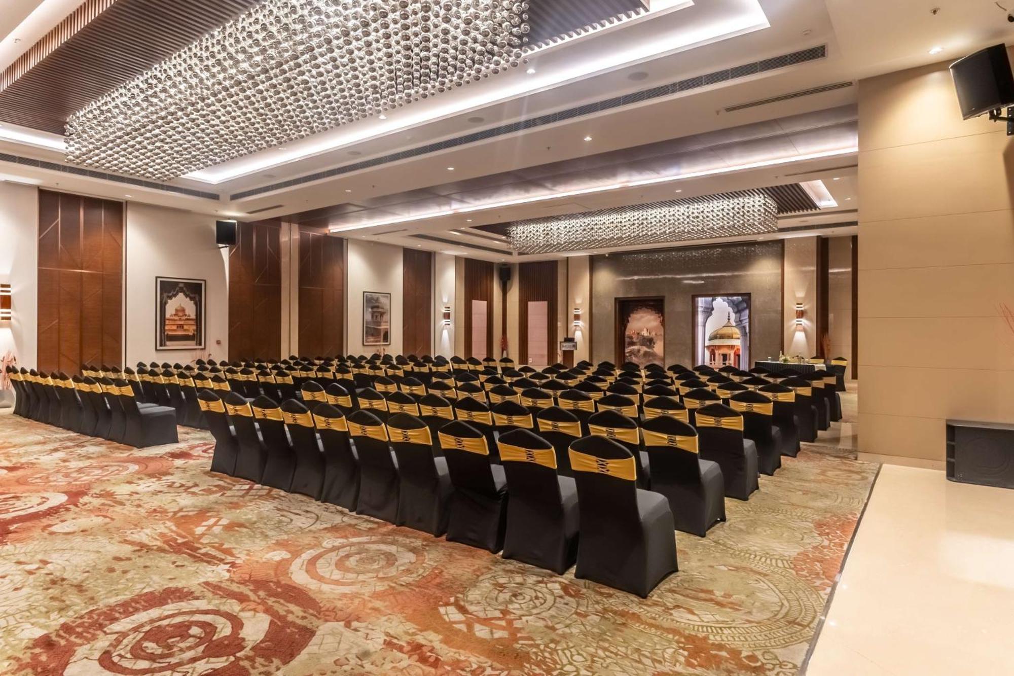 فندق راديسون بلو، غريتر نويدا نويدا الكبرى المظهر الخارجي الصورة The Grand Ballroom